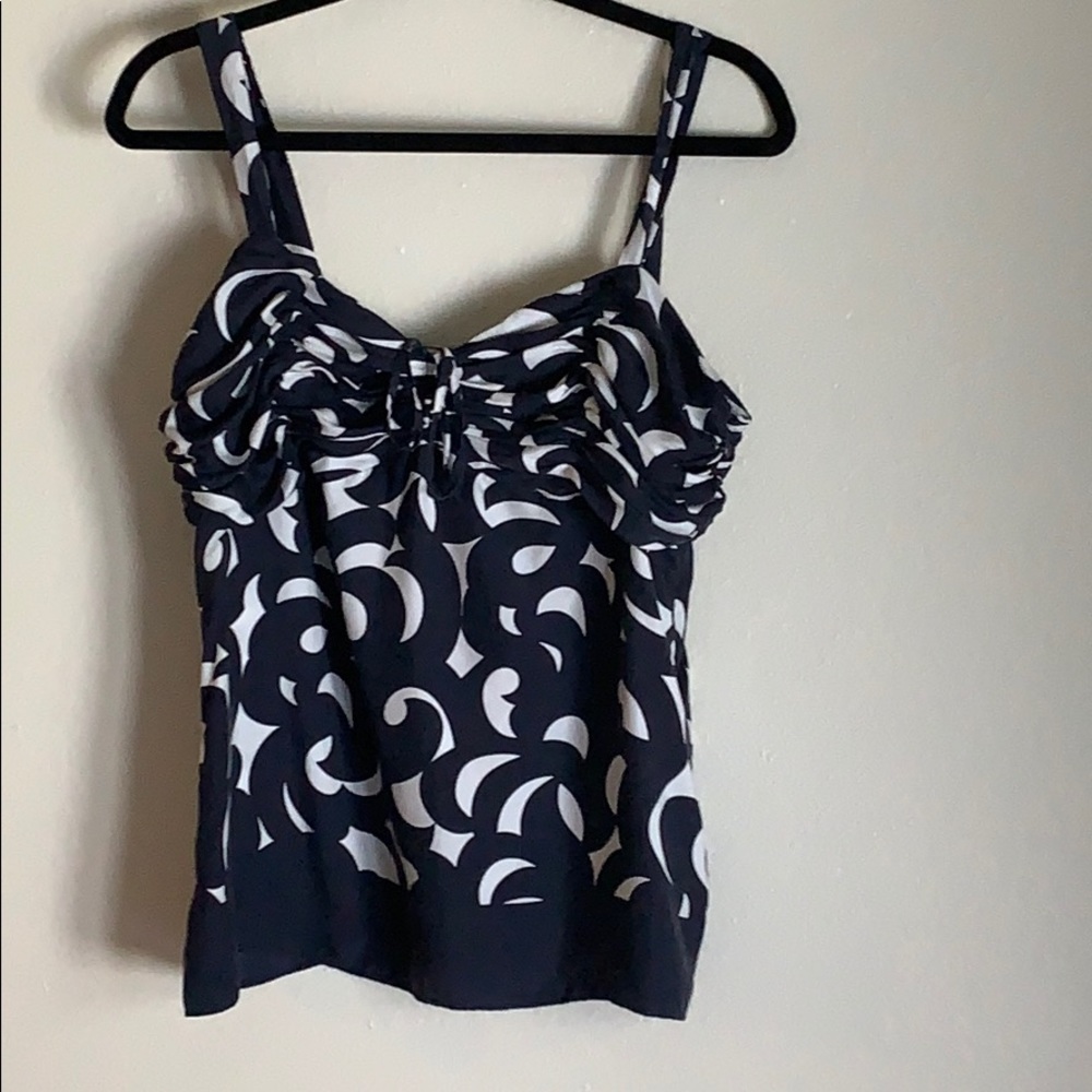 SALE (3/$15)Ann Taylor navy white silk top size 12